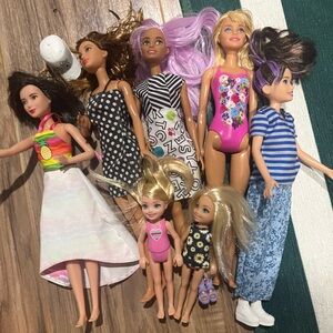 Barbie lot as is. Fashion Doll Set with Colorful Outfits